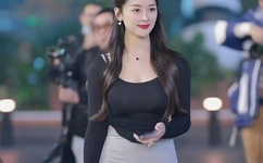 躺在床上高抬腿大腿根部疼